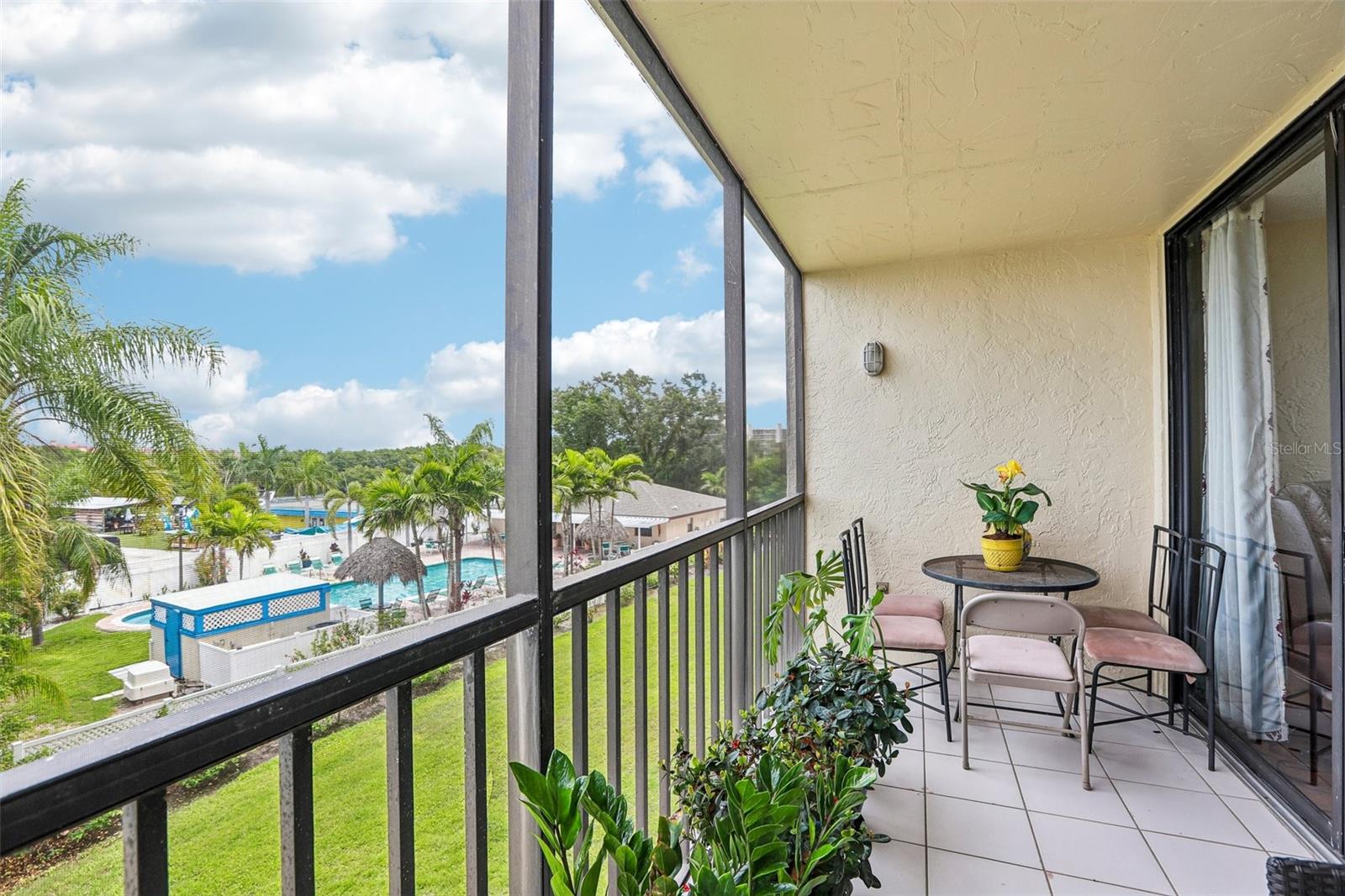 1000 COVE CAY DRIVE 3A