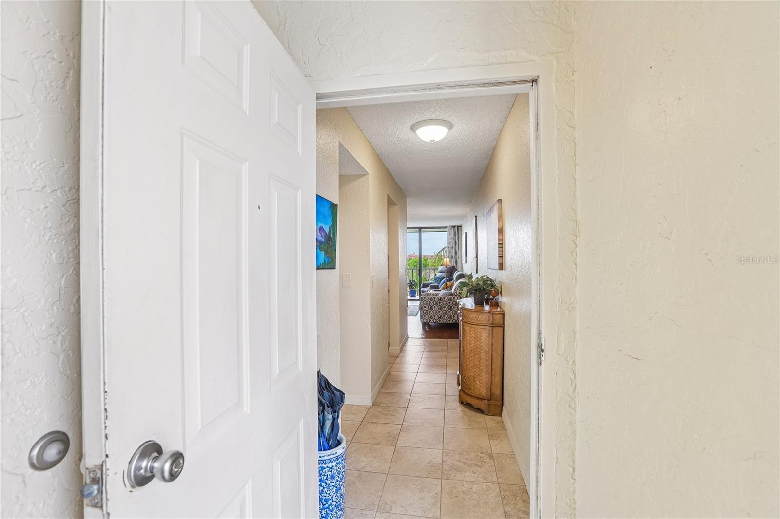 1000 COVE CAY DRIVE 3A