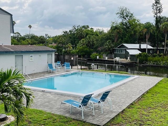 2124 N TAMIAMI TRAIL 108