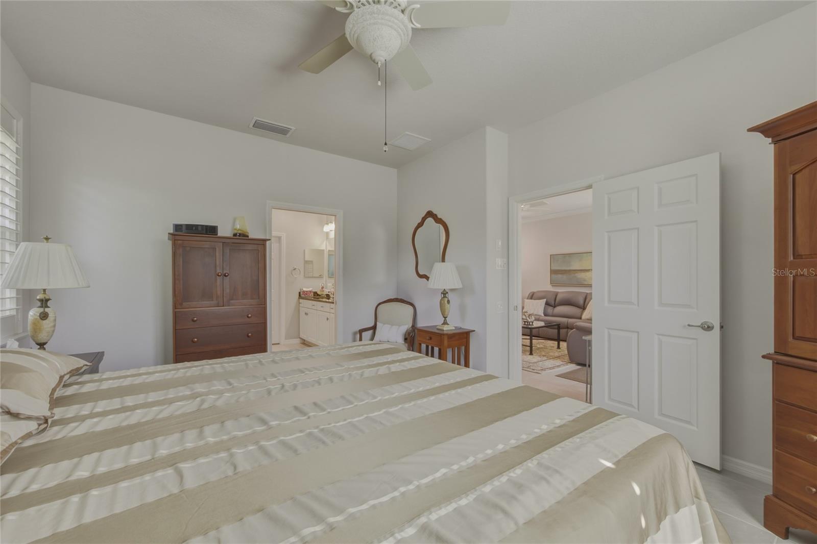 PINE CREST VILLAS LOT 13 - Residential