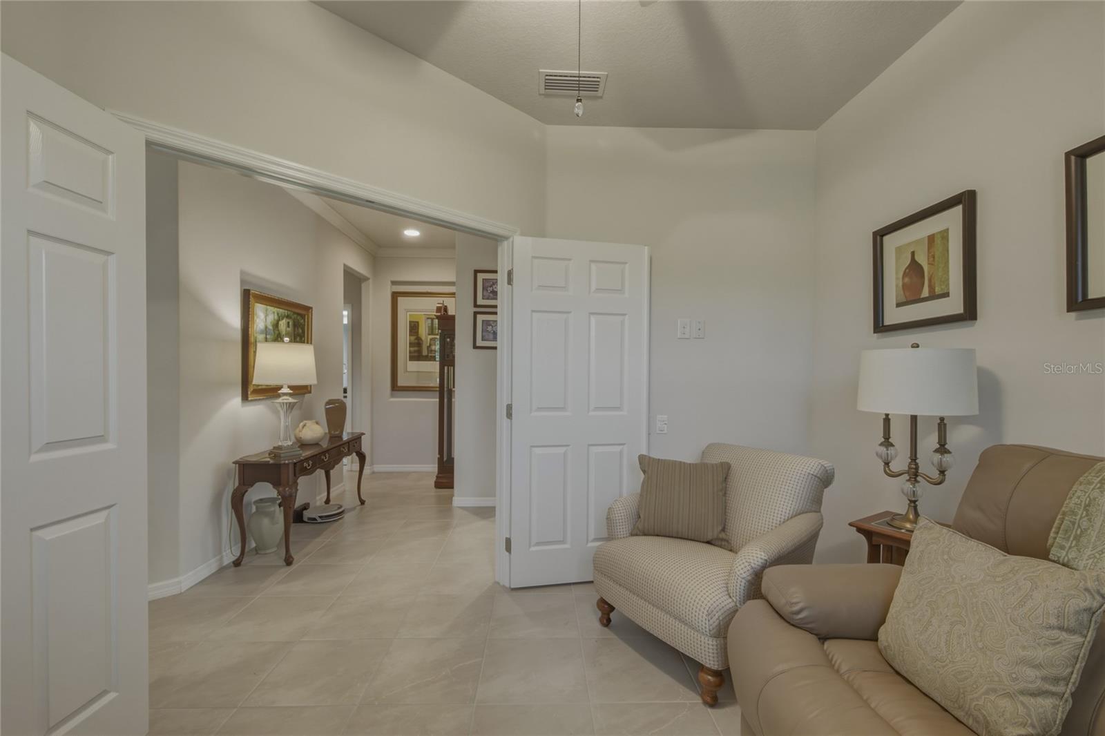 PINE CREST VILLAS LOT 13 - Residential