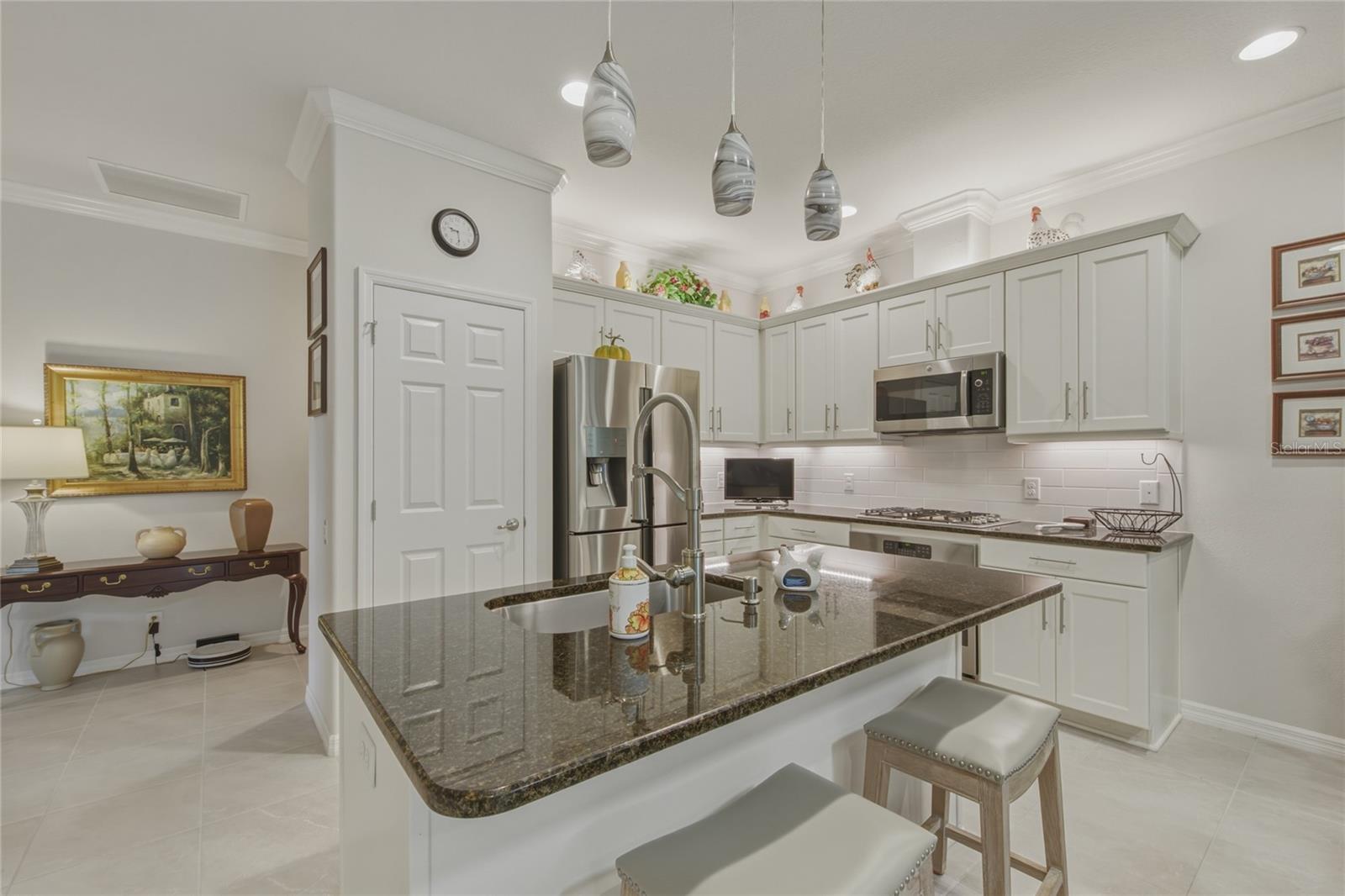 PINE CREST VILLAS LOT 13 - Residential