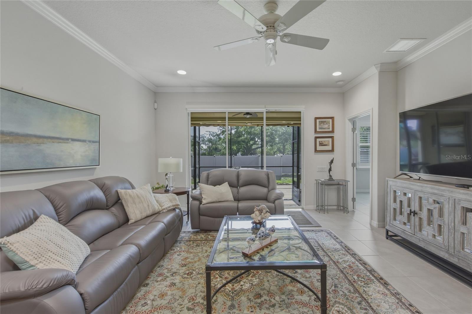 PINE CREST VILLAS LOT 13 - Residential