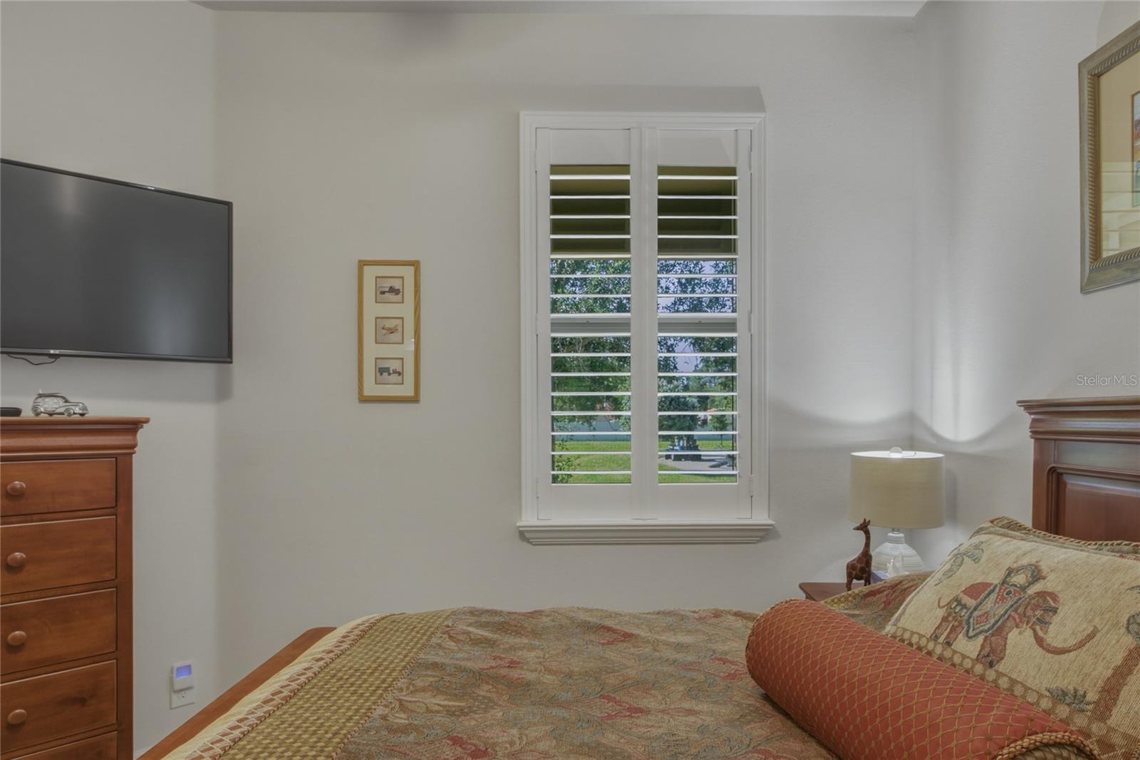 PINE CREST VILLAS LOT 13 - Residential