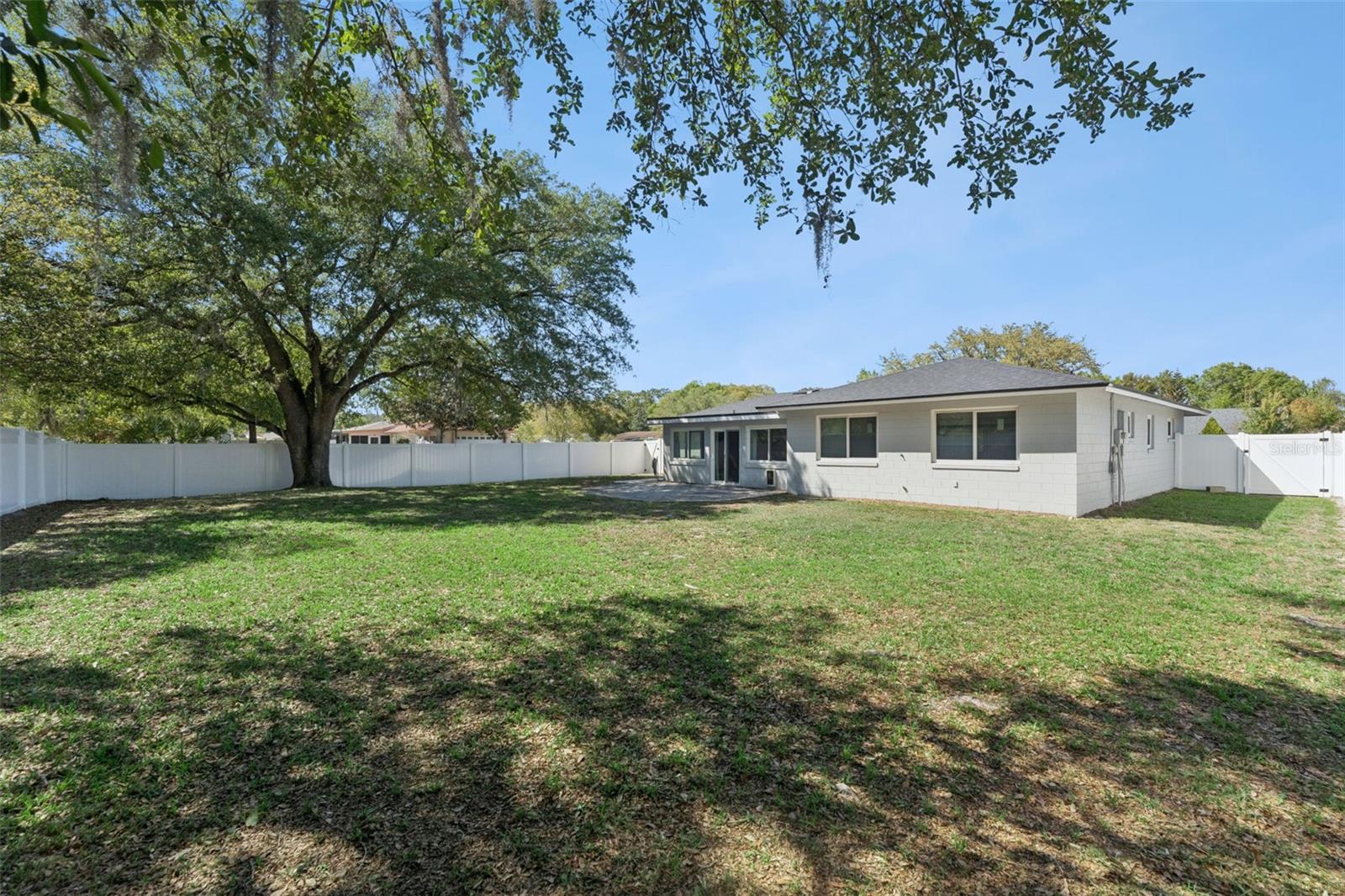 RIO PINAR WOODS - Residential