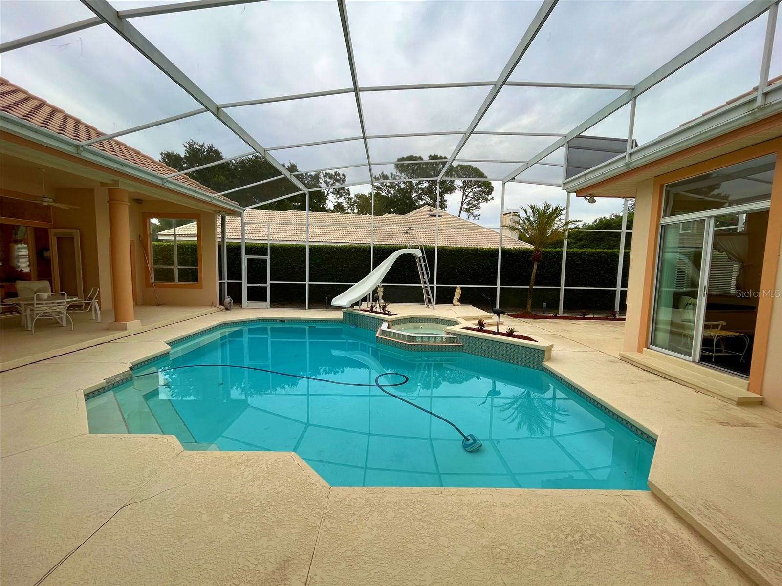 BRENTWOOD CLUB PH 02 REP - Residential