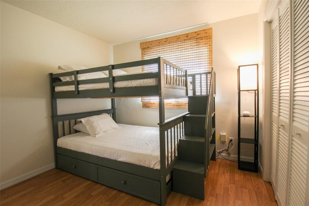 SHADOW LAKES - Residential Lease