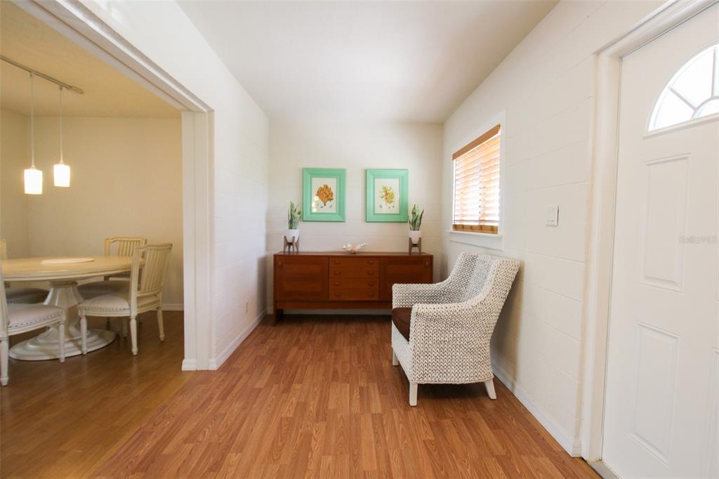 SHADOW LAKES - Residential Lease