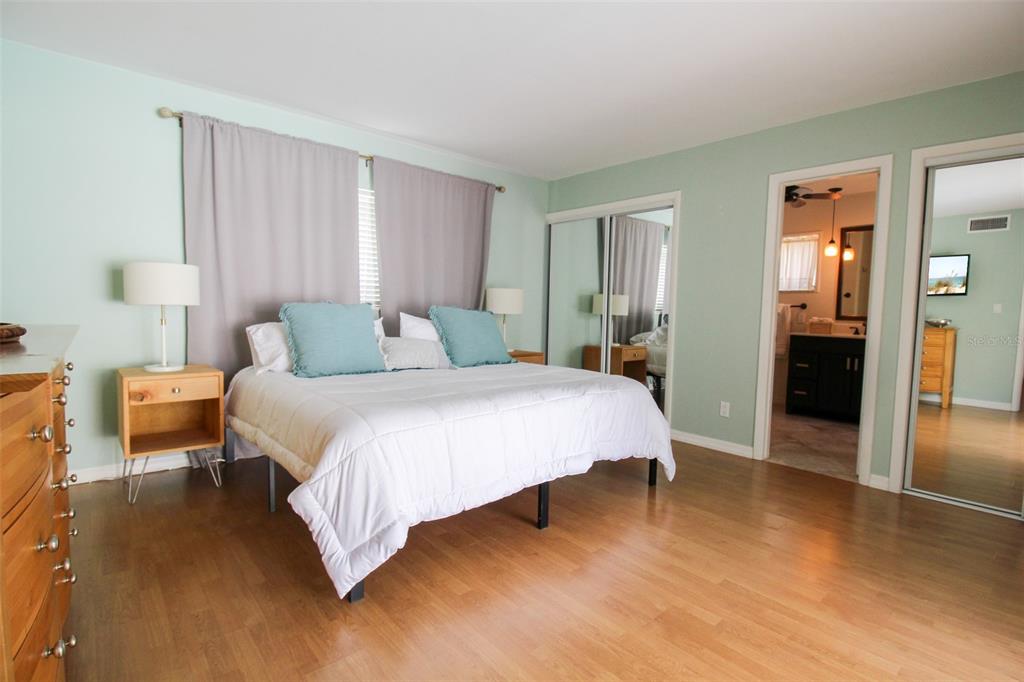 SHADOW LAKES - Residential Lease