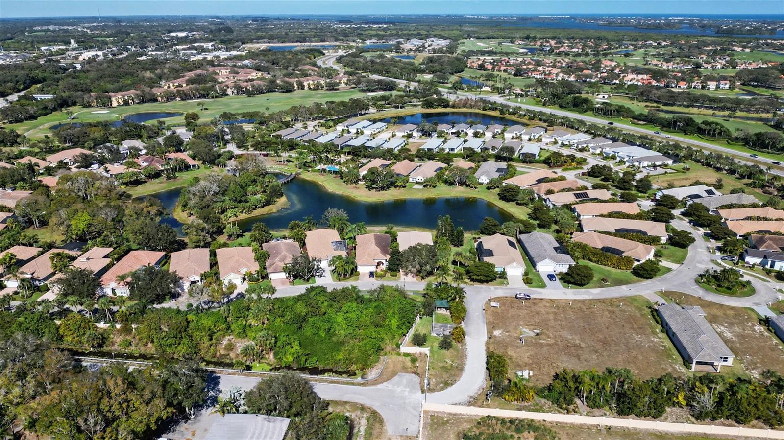 FALLS AT GRAND HARBOR 29, THE - Residential