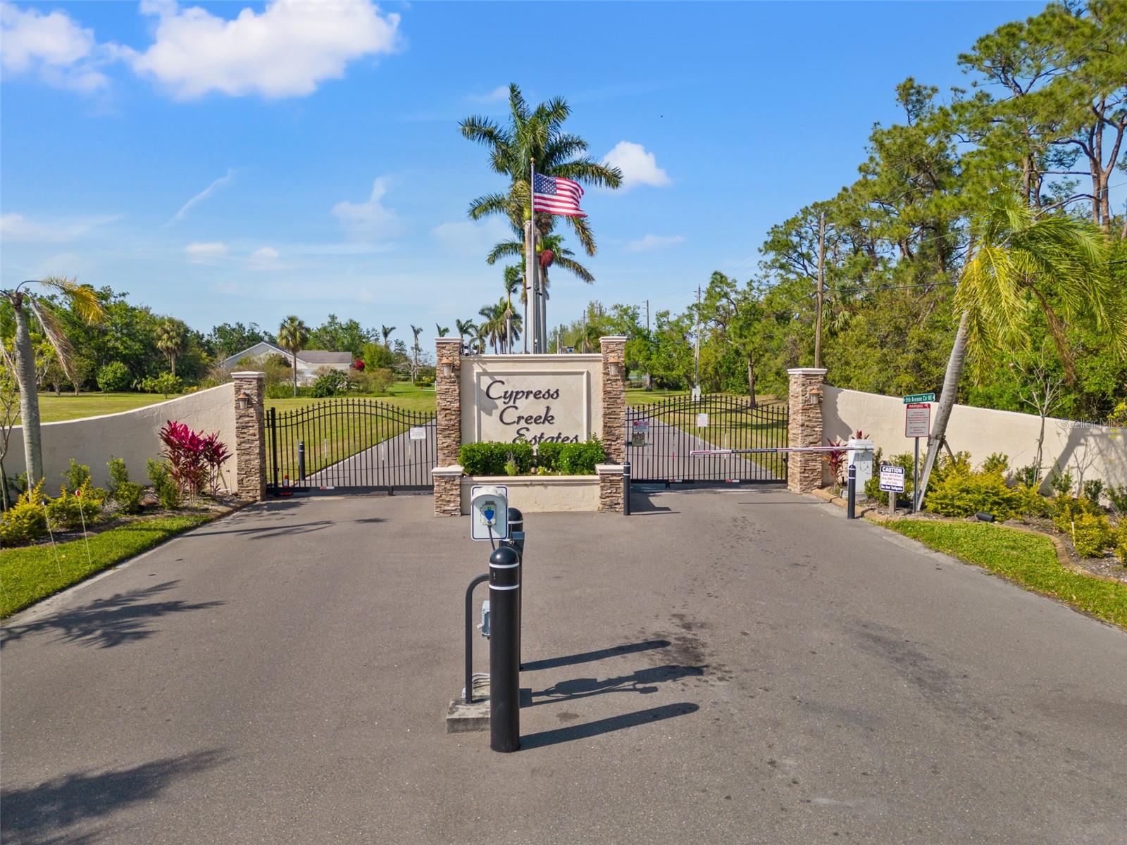 CYPRESS CREEK ESTATES - Residential