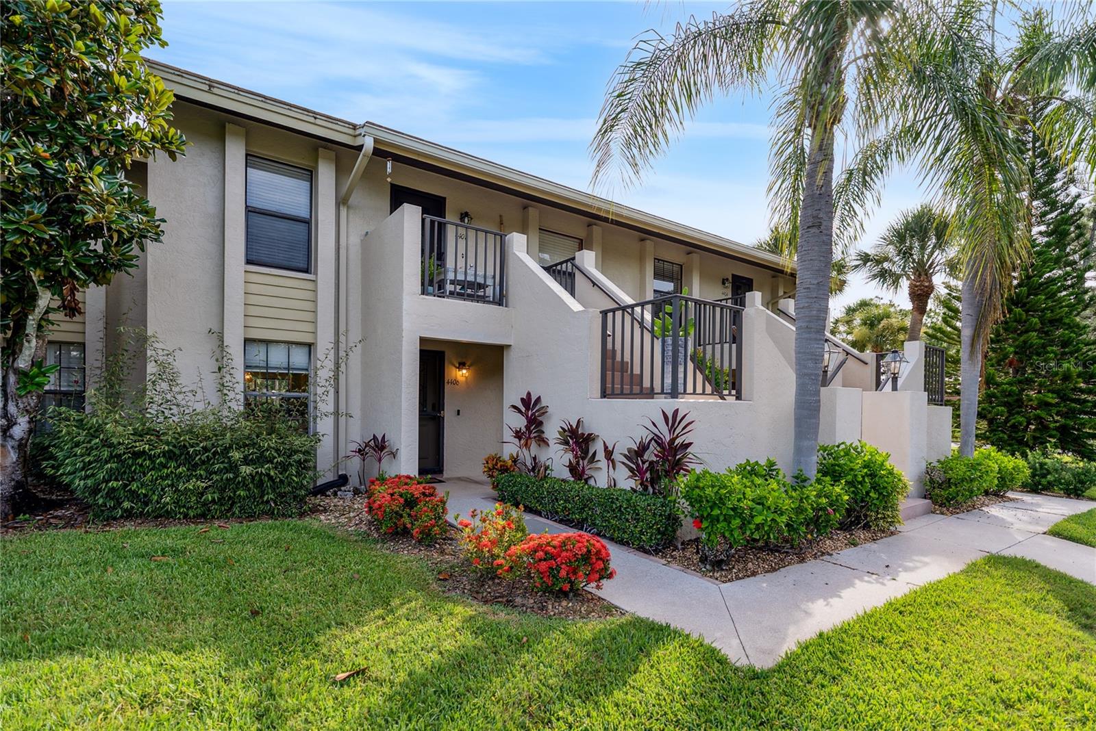 Motivated Seller – Bring All Offers!
First Floor | Fully Furnished | Pet-Friendly | Premium Location
Don't miss this rare opportunity to own a beautifully positioned, move-in-ready, fully furnished first floor in the highly sought-after Meadows Community—where pets are welcome and the Florida lifestyle is yours to enjoy.
Wake up to breathtaking sunrises over the water and unwind with panoramic views of the Meadows Country Club Golf Course. Step into the glassed-in lanai, surrounded by sliding glass doors to let in the breeze and the beauty of the outdoors. Interior highlights include laminate flooring, tile in bathrooms, and carpeted bedrooms for a comfortable living experience. A full-size washer and dryer are included for your convenience.
The kitchen offers an abundance of space, making it ideal for anyone who enjoys cooking or entertaining. With generous countertop areas and ample cabinetry, there’s plenty of room to prep meals, store essentials, and move comfortably while cooking. Whether you're preparing a casual breakfast or hosting a dinner gathering, this kitchen layout supports both everyday living and special occasions with ease. The spacious primary suite features a walk-in closet and a private remodeled bath with walk-in shower. The guest bath includes a tub/shower combo. Enjoy stunning sunsets from the kitchen, dining, and guest bedroom windows.
Additional upgrades include:
New Tile Roof (2021)
A/C (2015)
Water Heater (2010)
Low Monthly Condo Fee – Only $317
Just steps away from the nearby community pool, this home offers everything you need to enjoy resort-style living. The Meadows is a vibrant and welcoming community with over 1,650 acres of open space, 14 miles of scenic walking and biking trails, and access to a 5,000 sq ft fitness and wellness center, junior Olympic pool, and tennis complex with 17 Har-Tru courts.
Residents enjoy:
Dining venues and social events at the Meadows Community Club
Optional pay-to-play access to three 18-hole golf courses
10 pickleball courts
Clubhouse with stadium seating and outdoor dining
All of this just minutes from downtown Sarasota, top-rated beaches, Nathan Benderson Park, Mote SEA Aquarium, Whole Foods, Trader Joe’s, University Town Center Mall, and Sarasota-Bradenton International Airport.
Schedule your private showing today – this one won’t last!