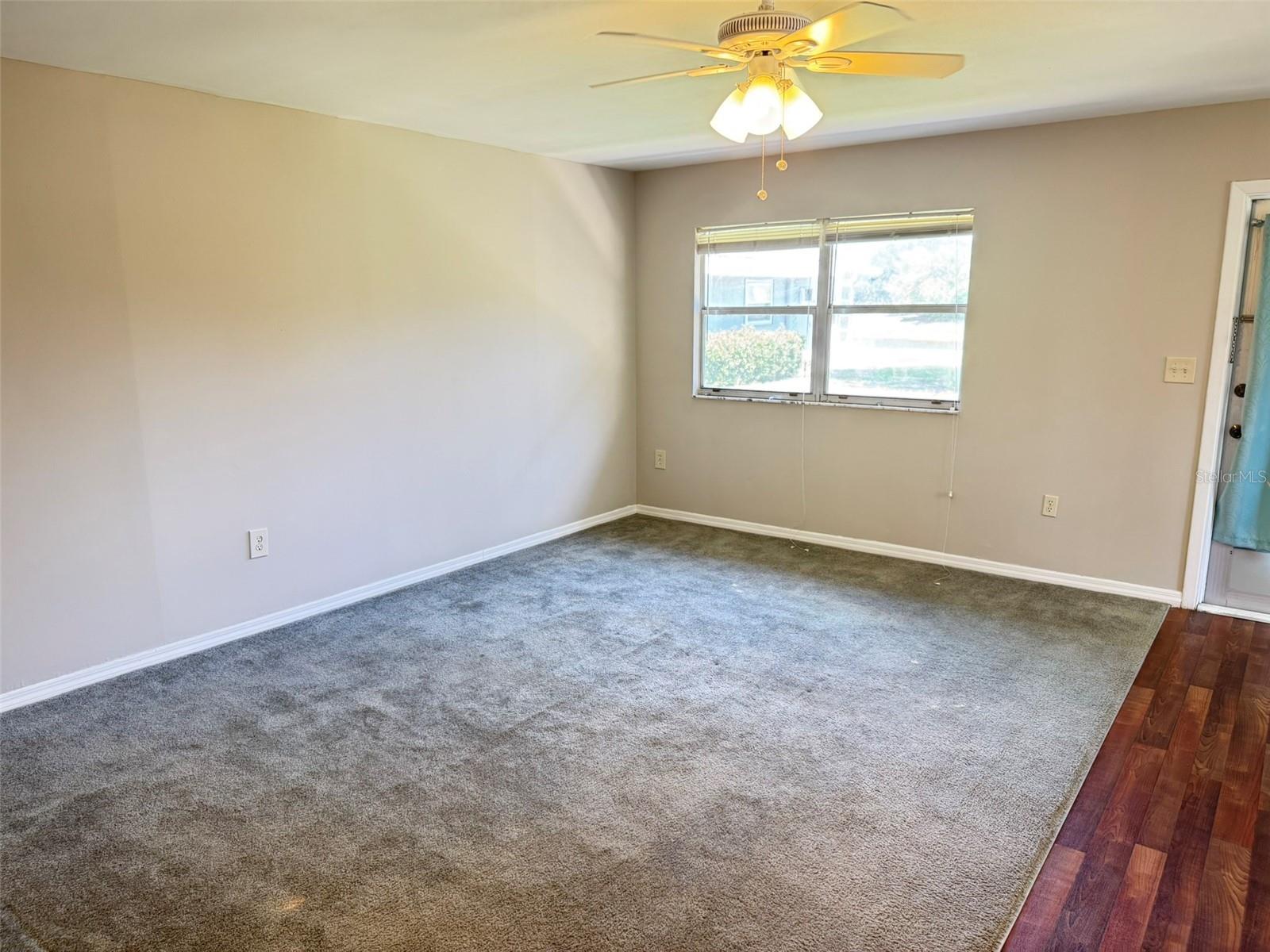 201 KINGS BOULEVARD 5