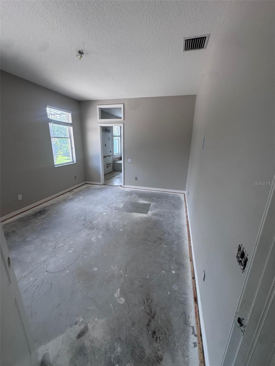 1734 LADY PALM COURT