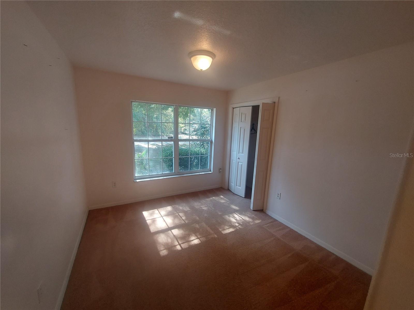 MARION OAKS - Residential