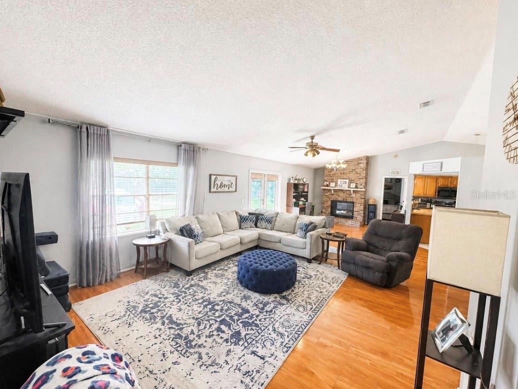 561 ASTORIA DRIVE