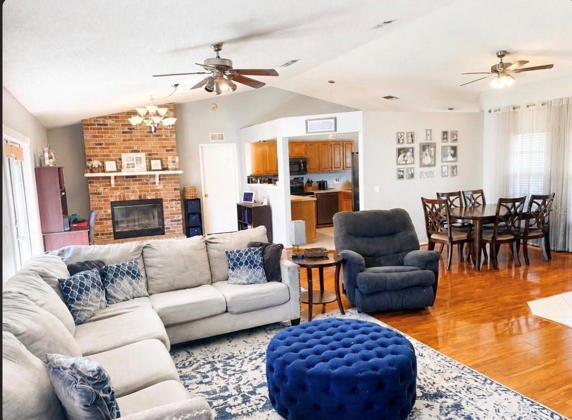 561 ASTORIA DRIVE