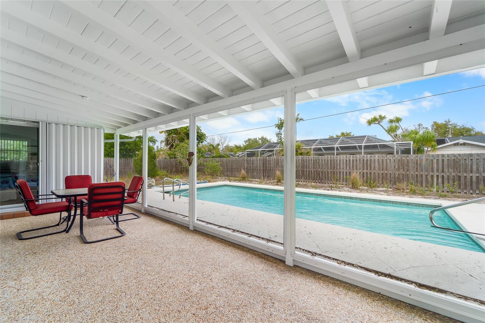 SHAW'S POINT FIRST ADDITION - Residential