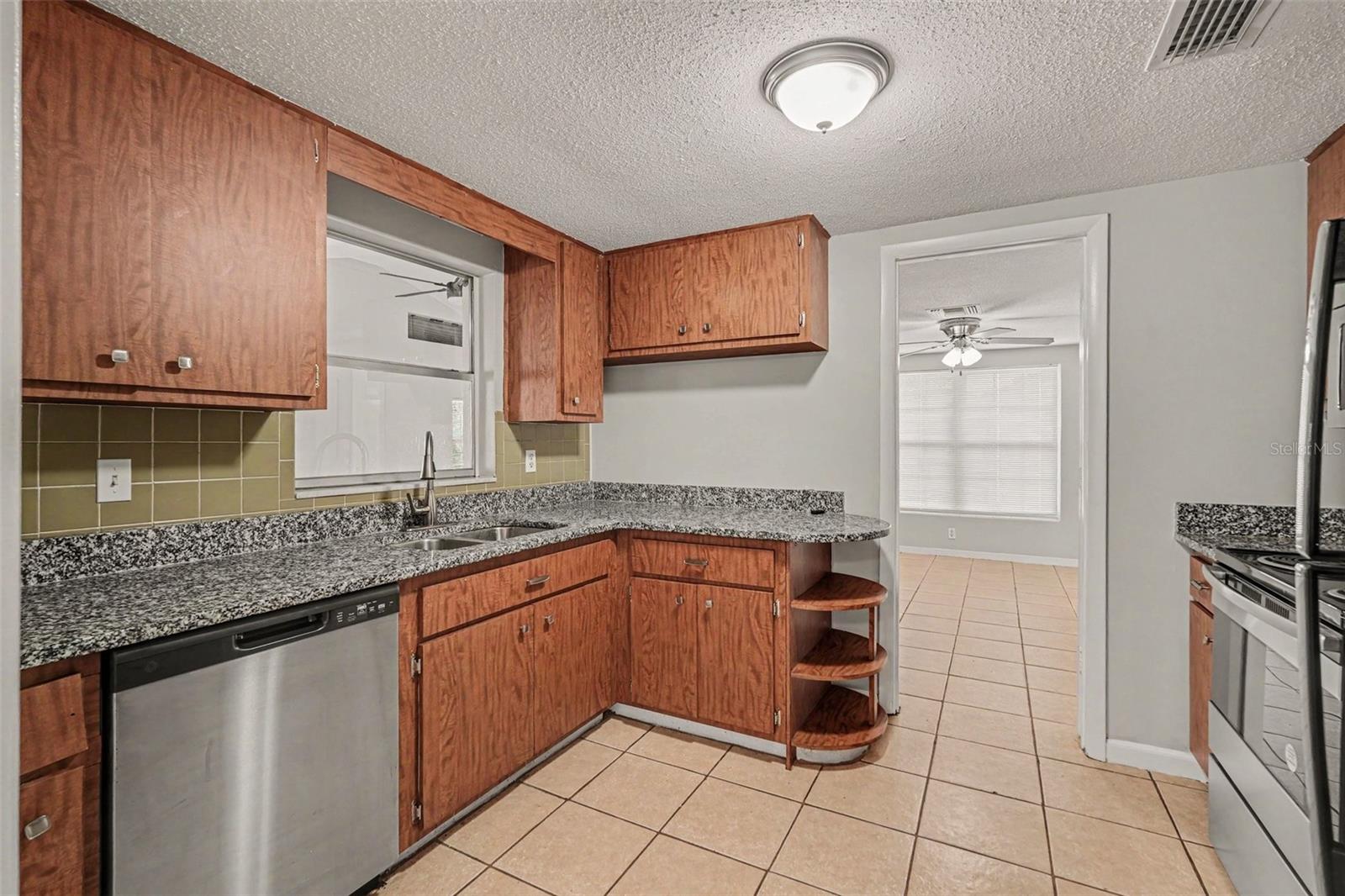 JASMINE LAKES - Residential