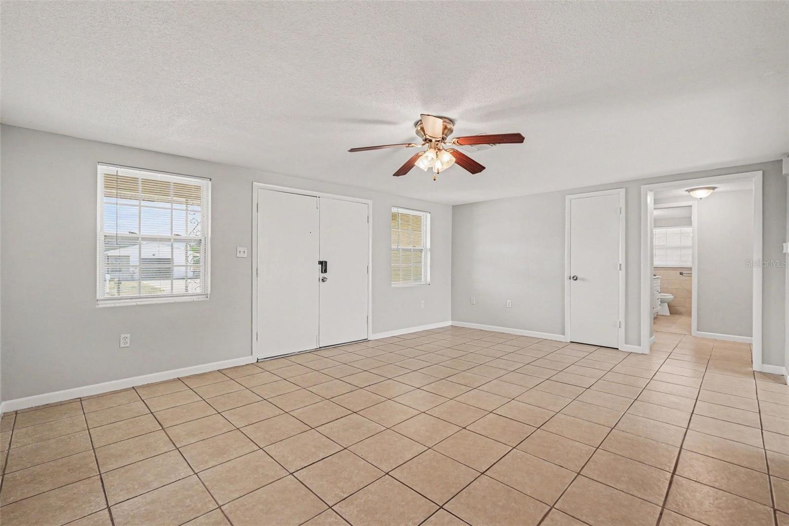JASMINE LAKES - Residential