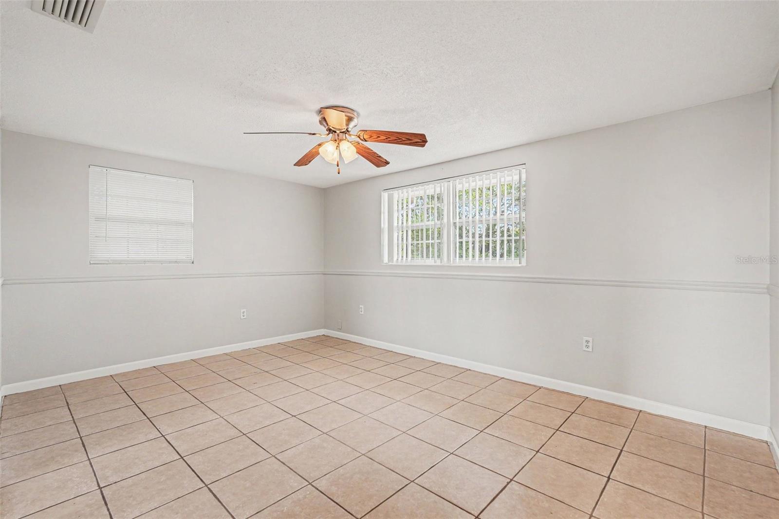 JASMINE LAKES - Residential