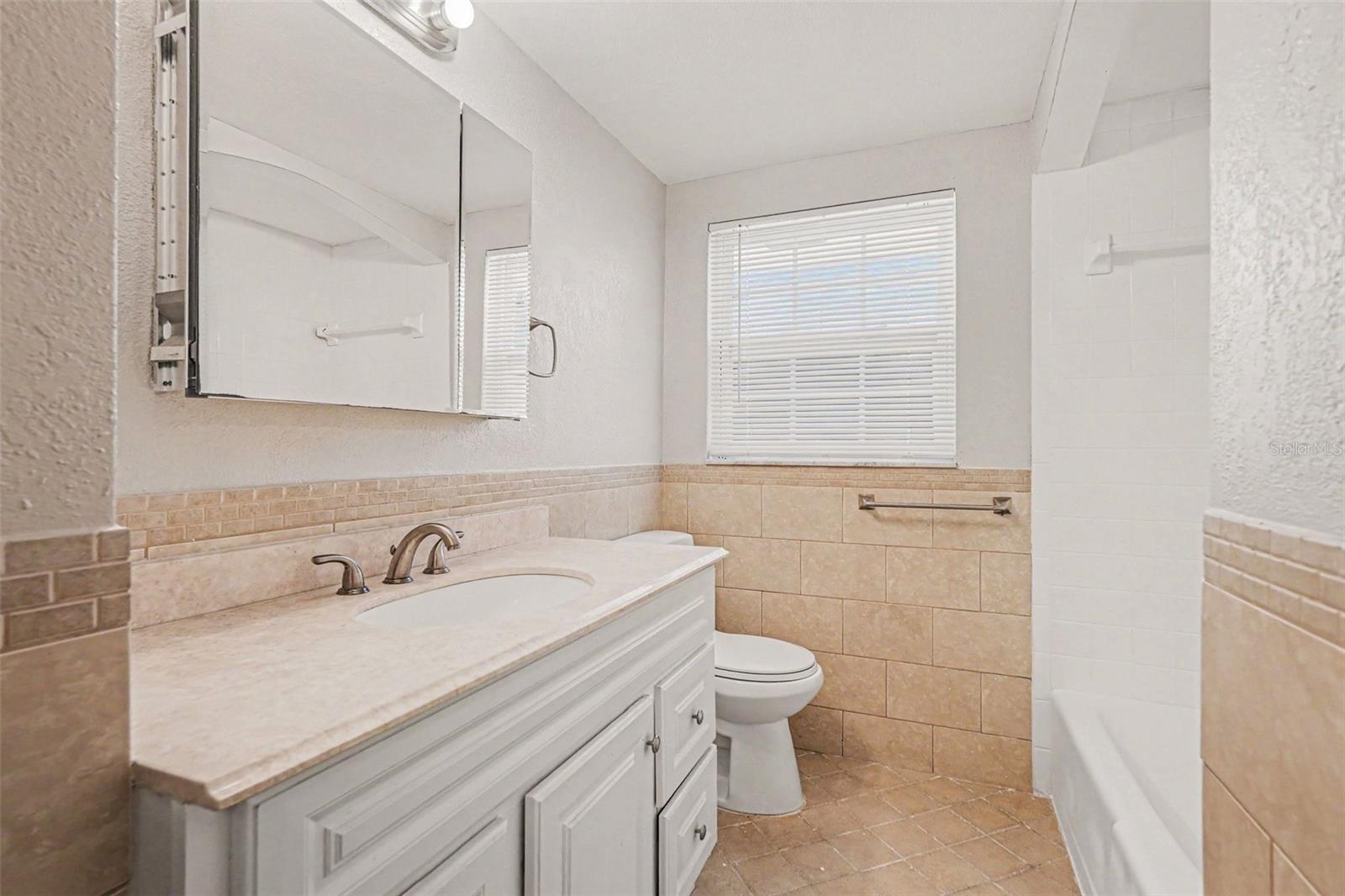 JASMINE LAKES - Residential
