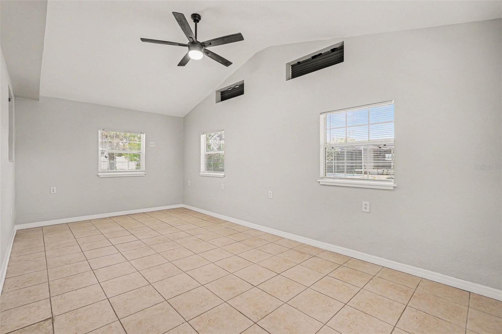 JASMINE LAKES - Residential