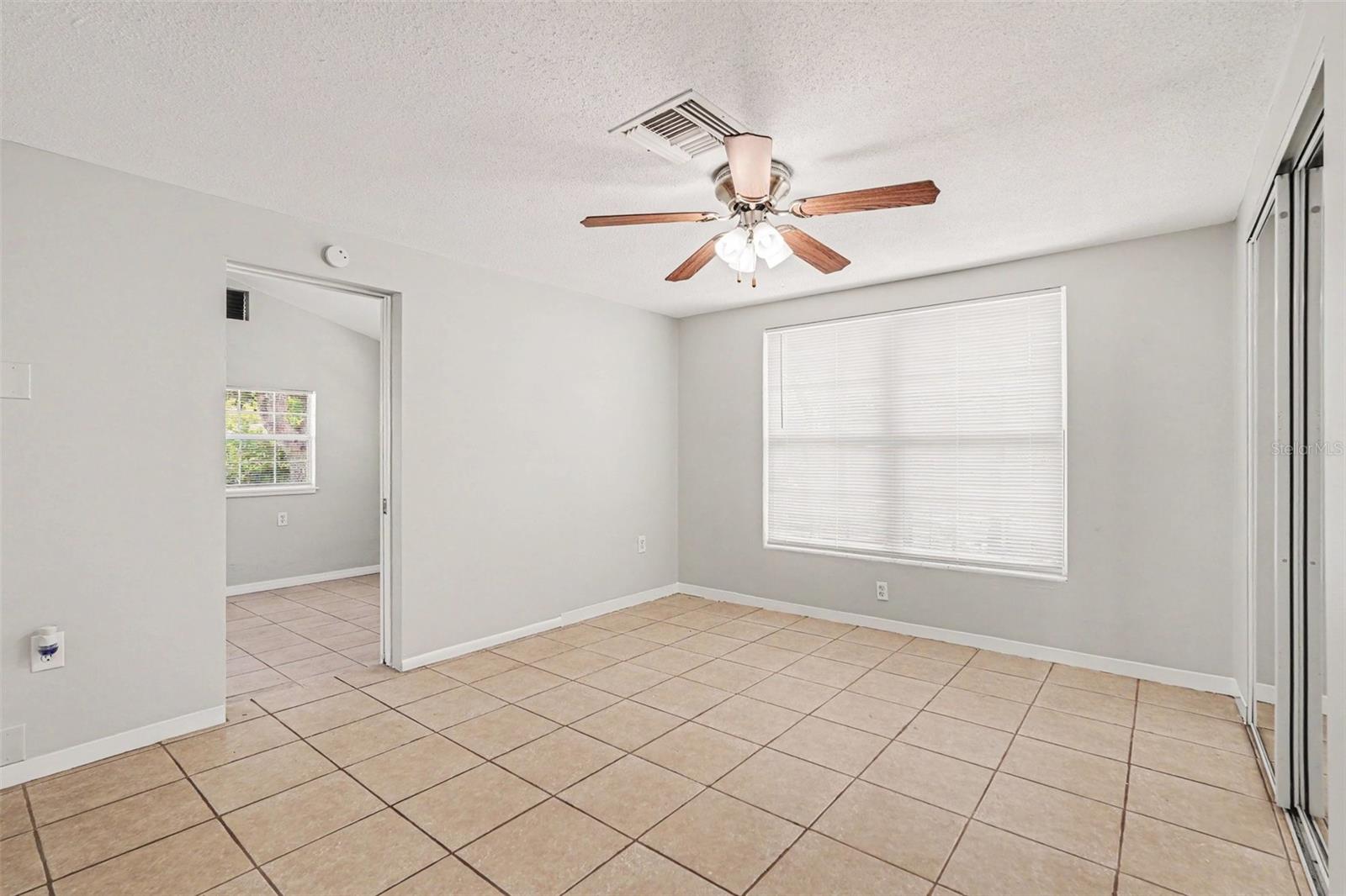 JASMINE LAKES - Residential