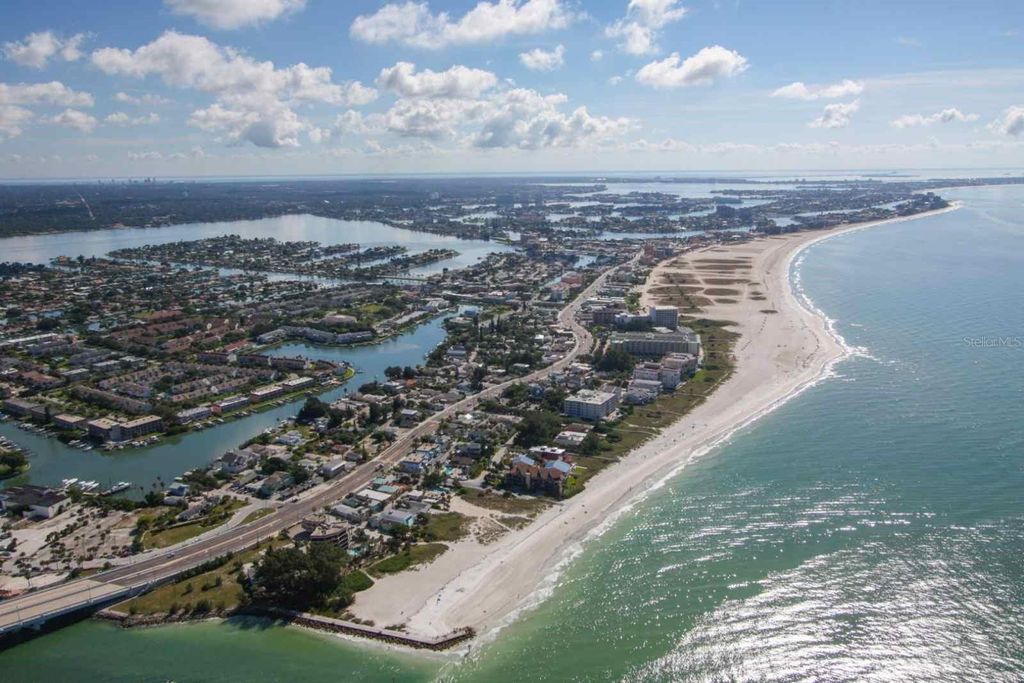 Photo of 11605 Gulf Boulevard #506, Treasure Island, FL 33706 (MLS # TB8471286)