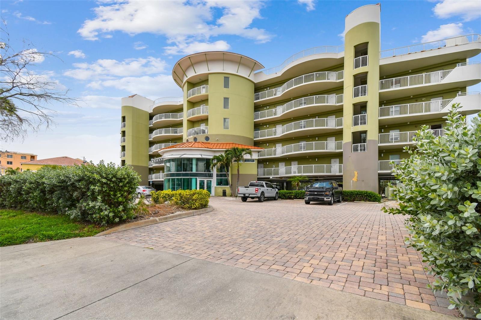CRYSTAL PALMS BCH RESORT AT TREASURE ISLAND CONDO - Residential