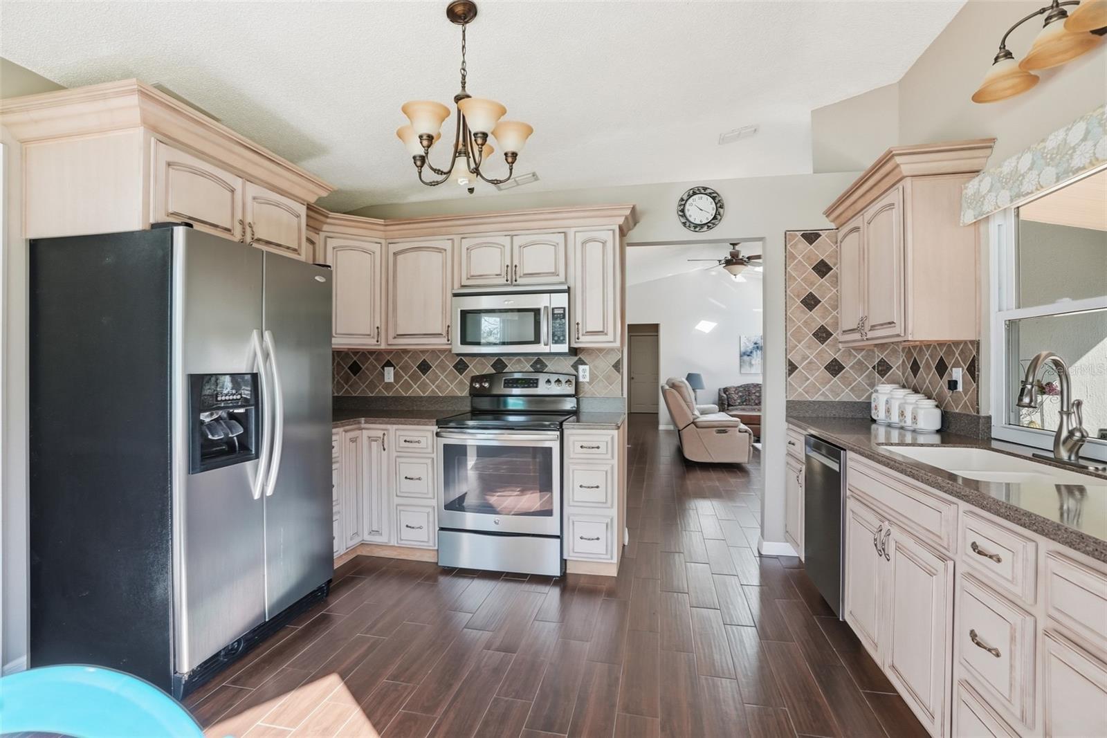 SPRING HILL - Residential