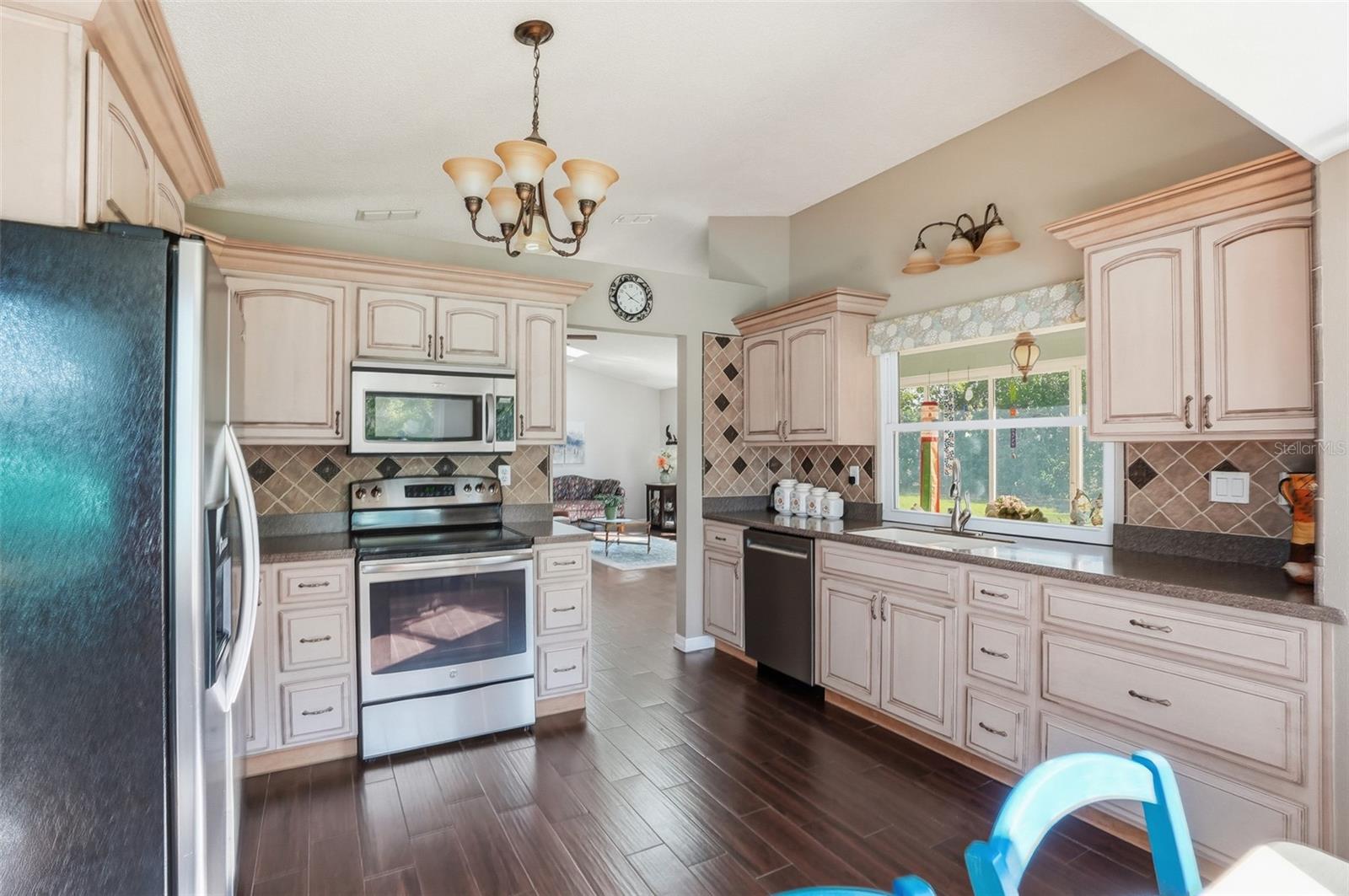 SPRING HILL - Residential