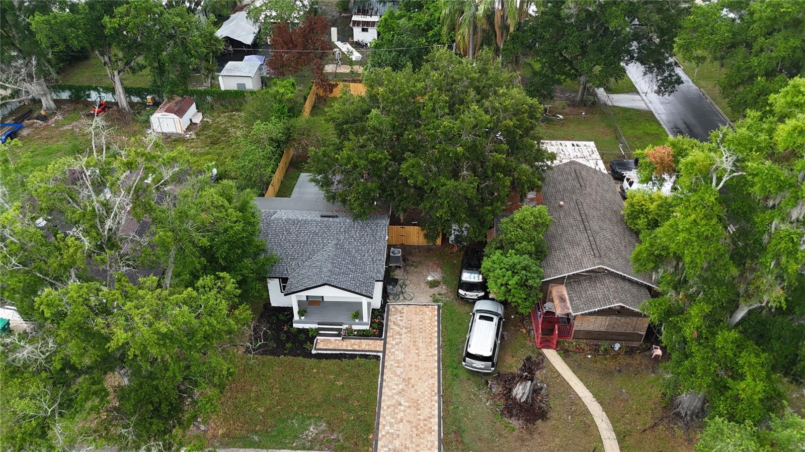 LAKE JOHNS SHORES - Residential