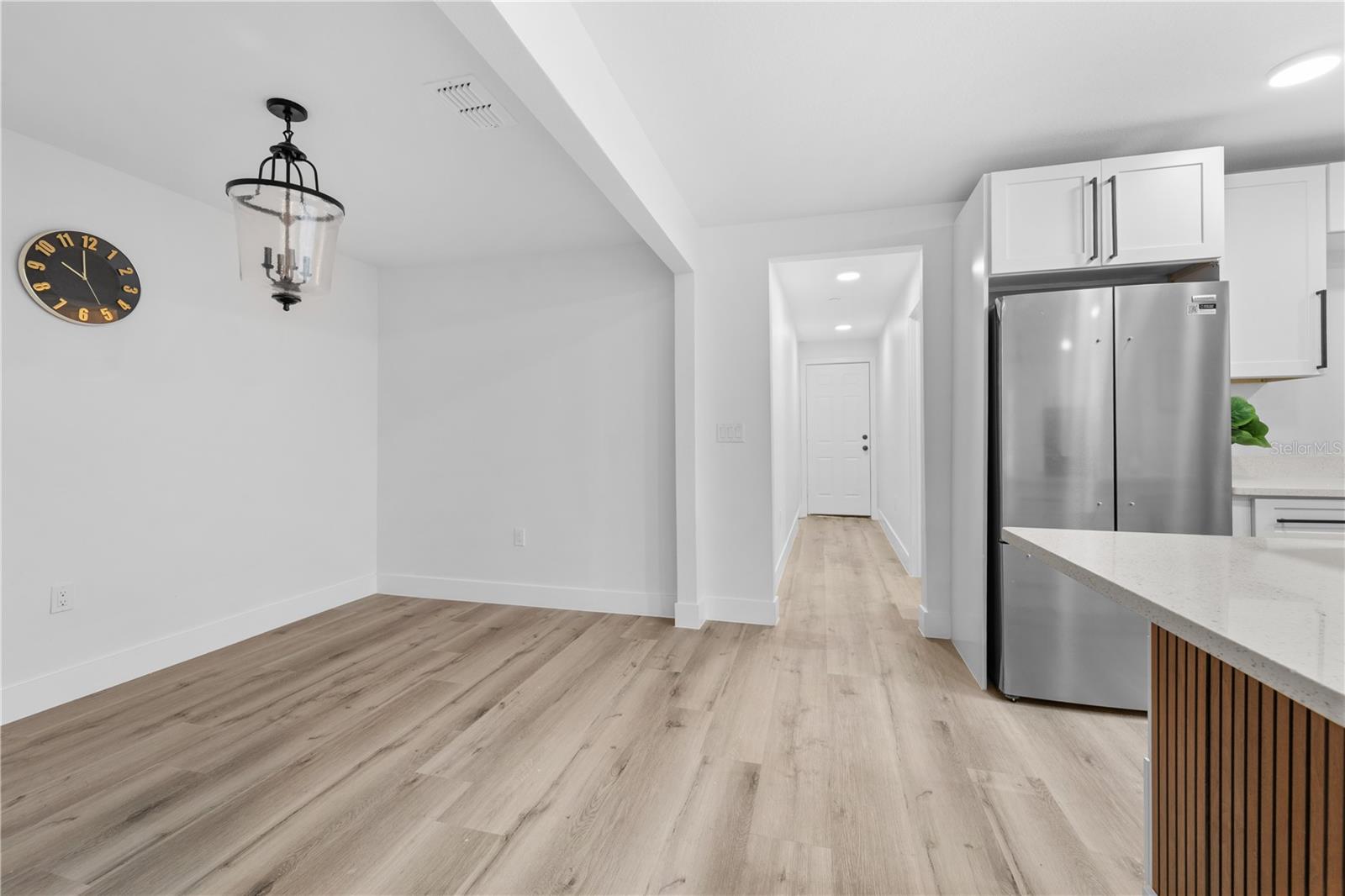 LAKE JOHNS SHORES - Residential