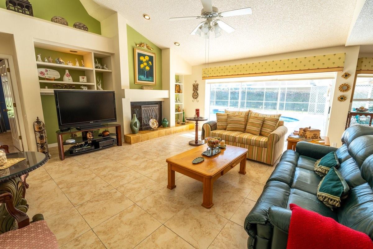 SADDLEBROOK - Residential