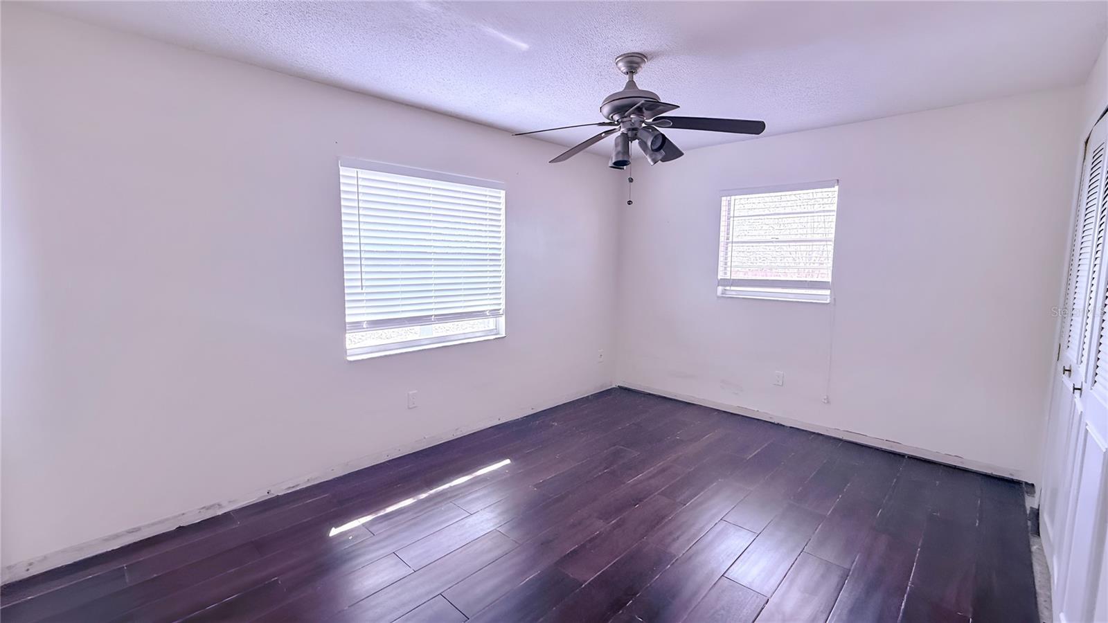 DELTONA LAKES UNIT 04 - Residential