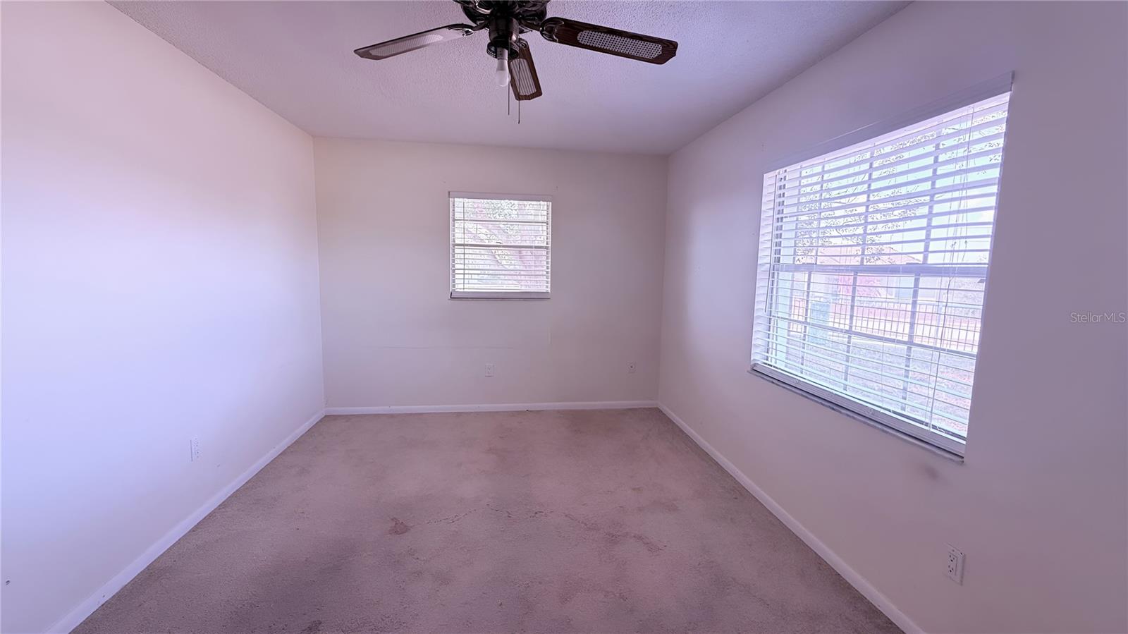 DELTONA LAKES UNIT 04 - Residential