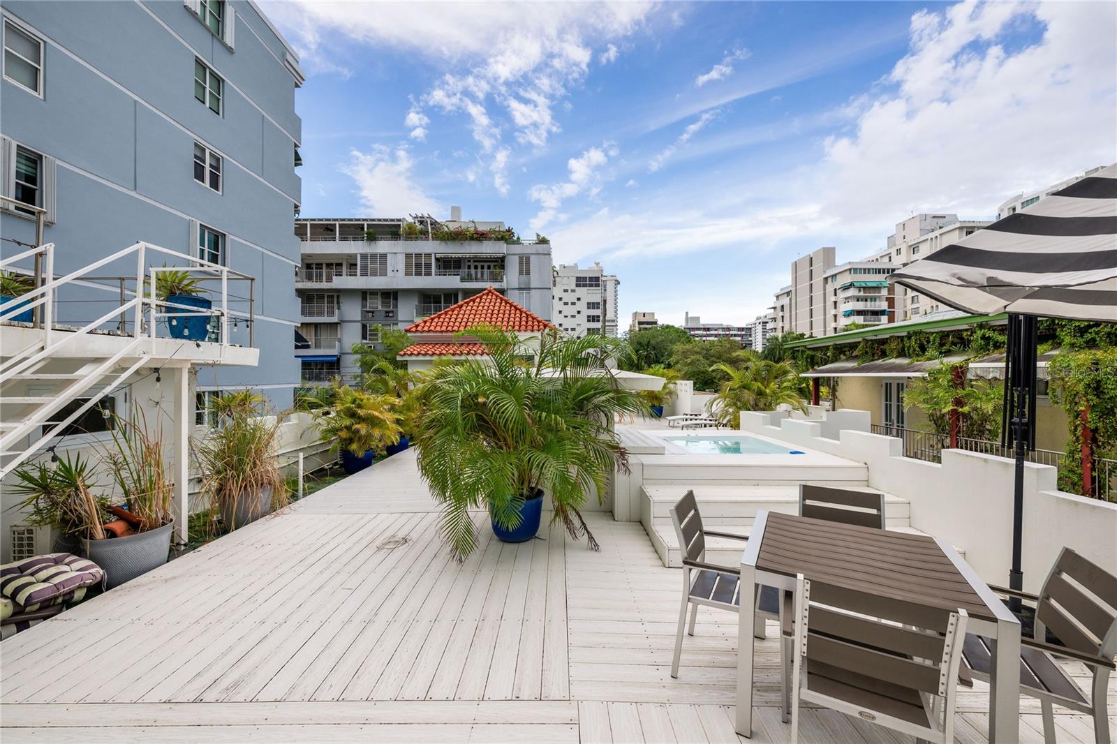 CONDADO - Residential