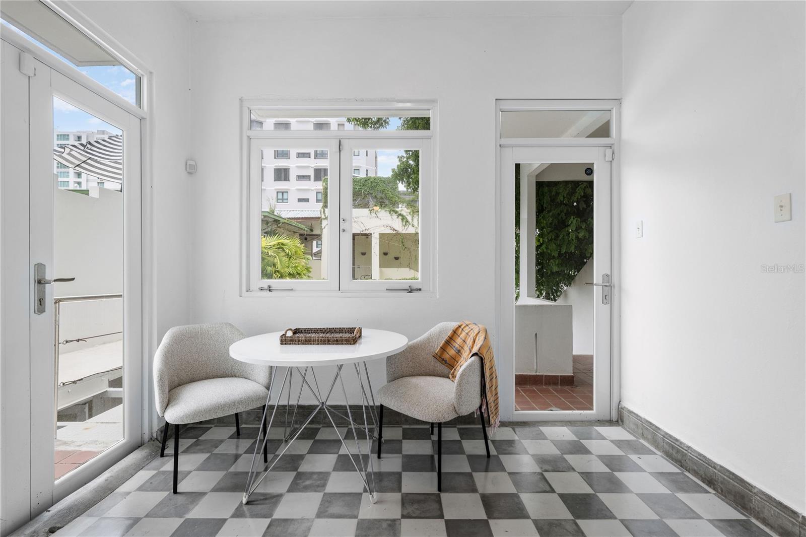 CONDADO - Residential