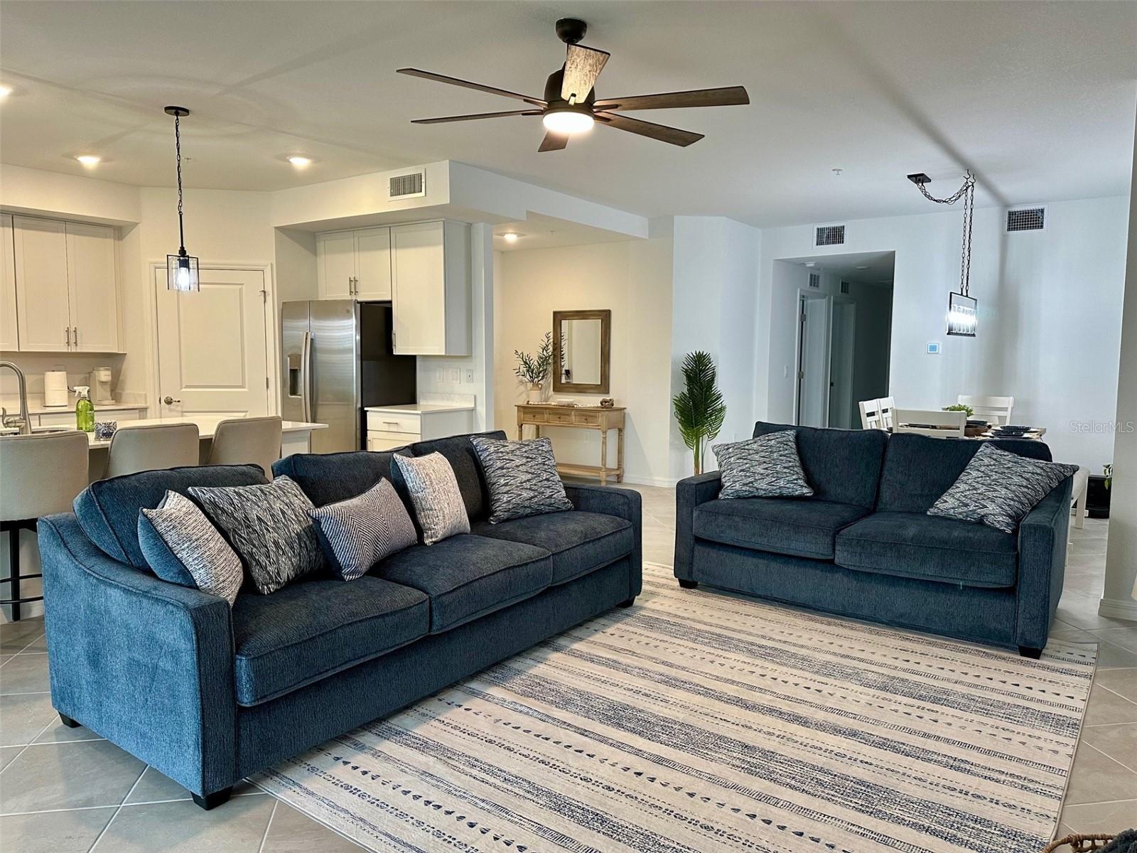 WELLEN PARK GOLF & COUNTRY CLUB - Residential Lease