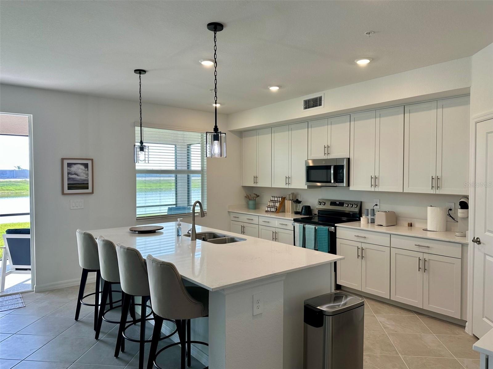 WELLEN PARK GOLF & COUNTRY CLUB - Residential Lease