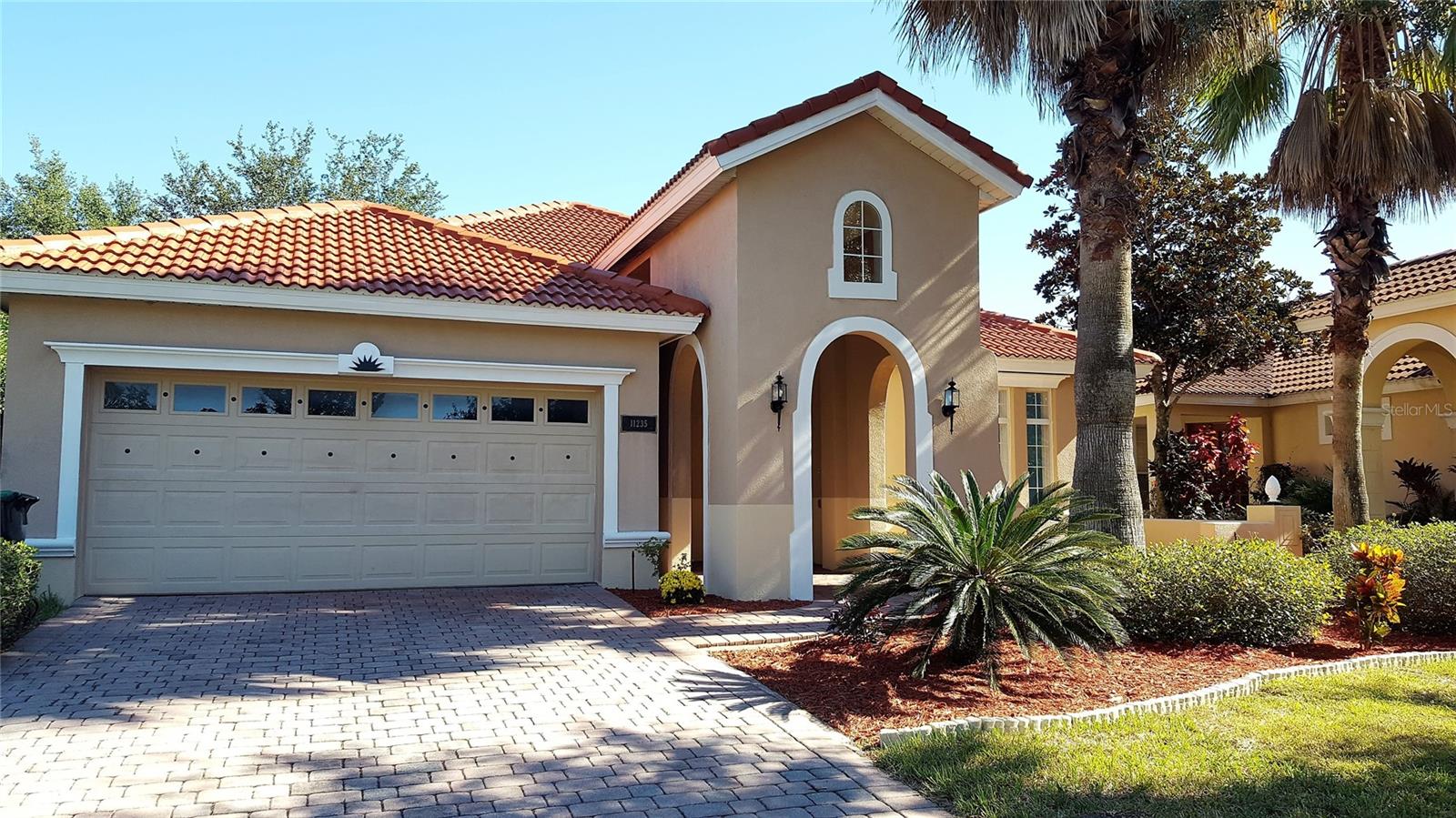 Perfect beautiful 3 bed 2.5 bath home for rent. This beautiful home is located in the gated community of Belmere Village. Featuring laminate flooring in the bedrooms,otherwise tiled,formal dining/living and a large family room, large screened patio and nicely landscaped. The master bedroom features a bonus room off to the side which has a closet and could be a small childs room, separated by french doors, great for a baby room, en-suite sitting room or office. The community features a pool and clubhouse, playground, basketball and tennis courts, as well as a fitness center. Located just minutes from Windermere Village and major highways.