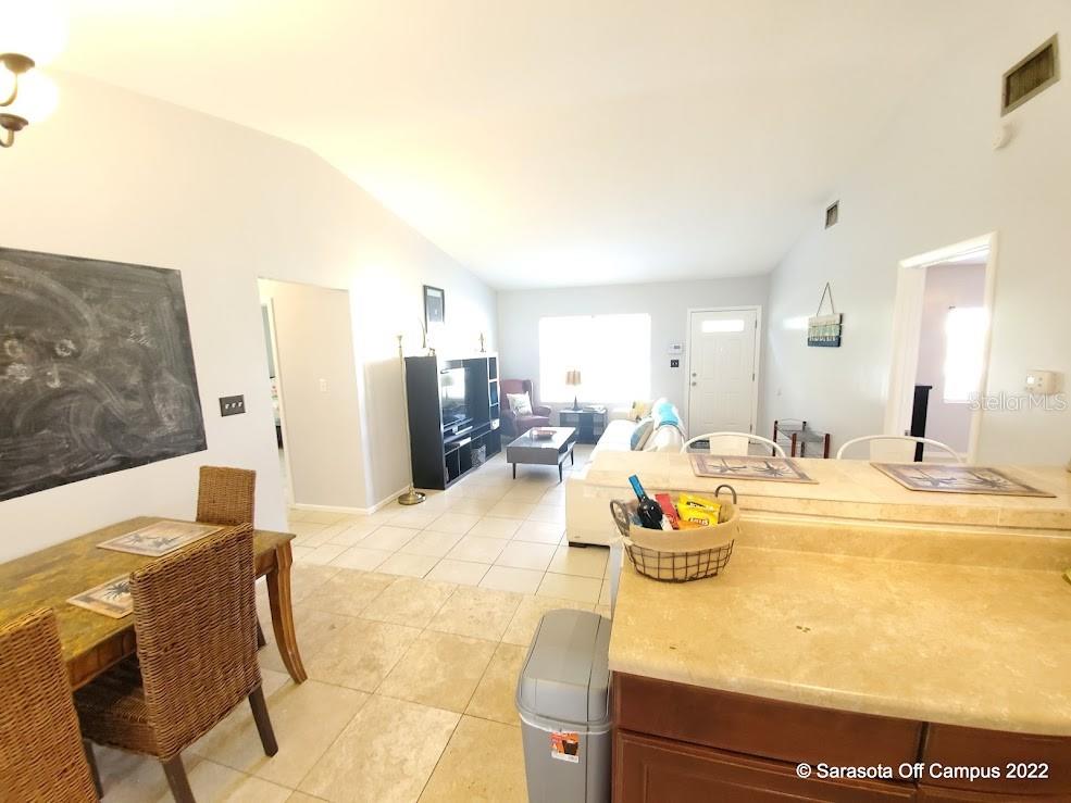 PALM GROVE - Residential Lease