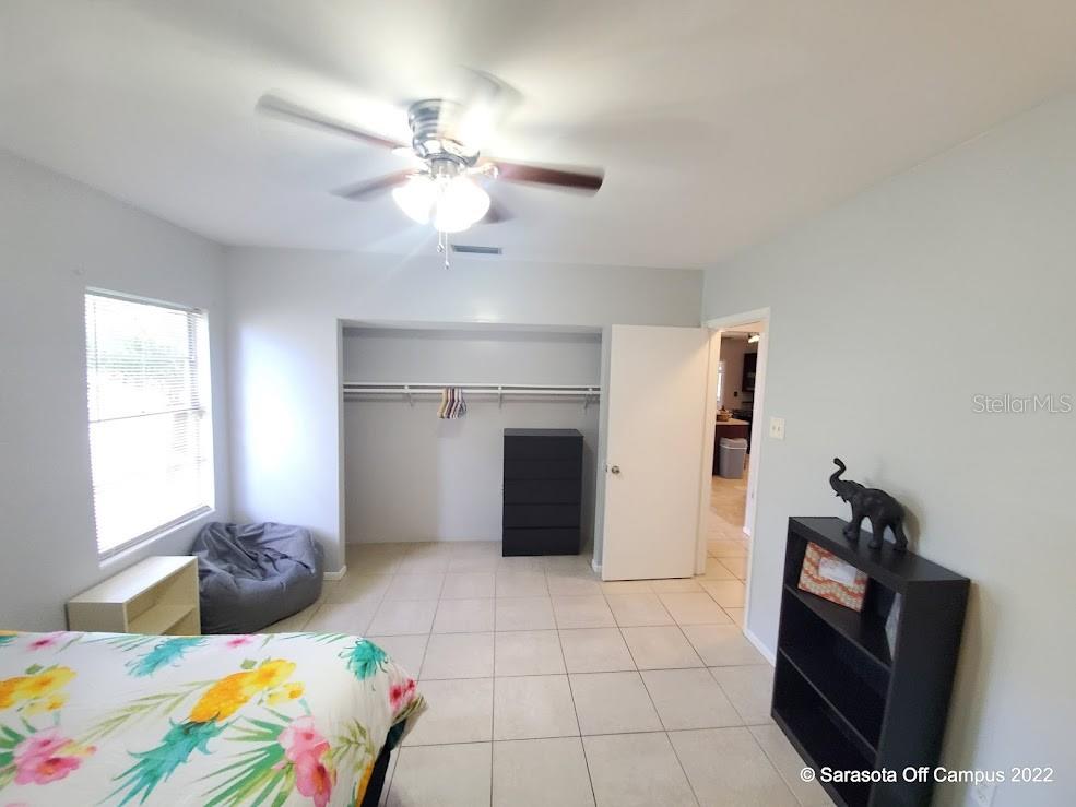 PALM GROVE - Residential Lease