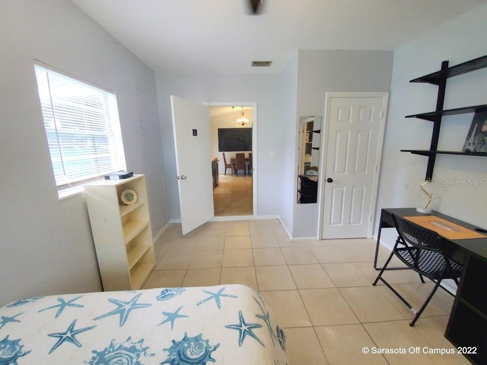 PALM GROVE - Residential Lease