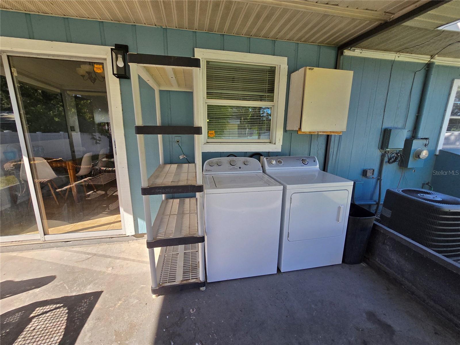 PALM GROVE - Residential Lease