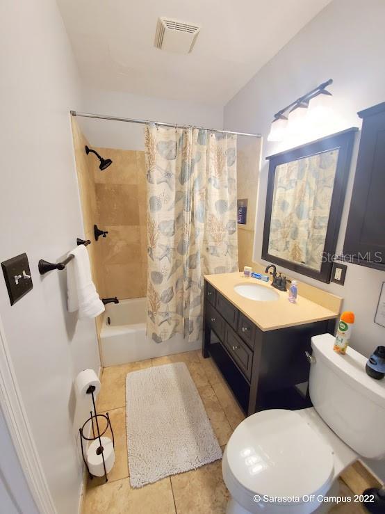 PALM GROVE - Residential Lease