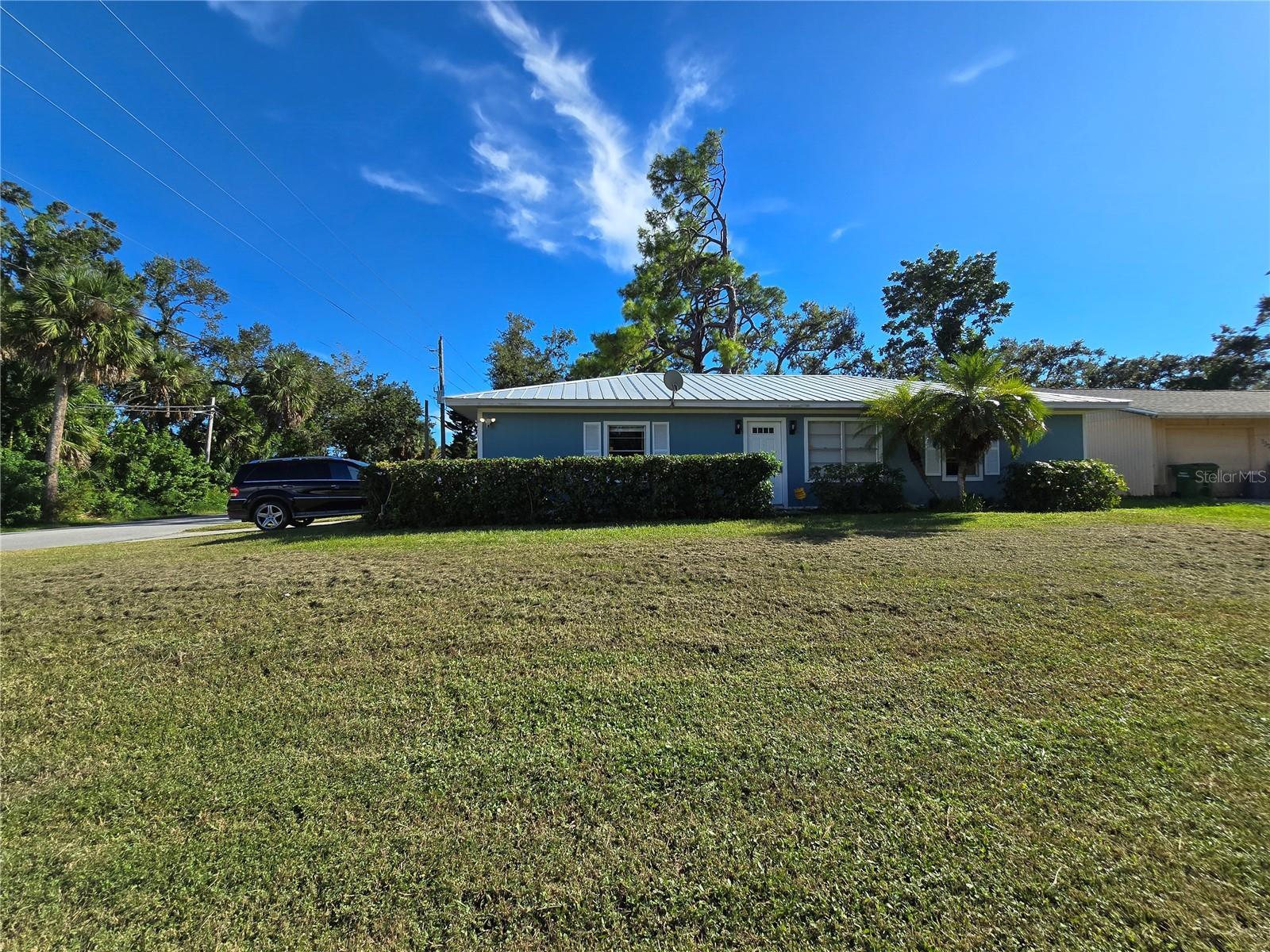 PALM GROVE - Residential Lease