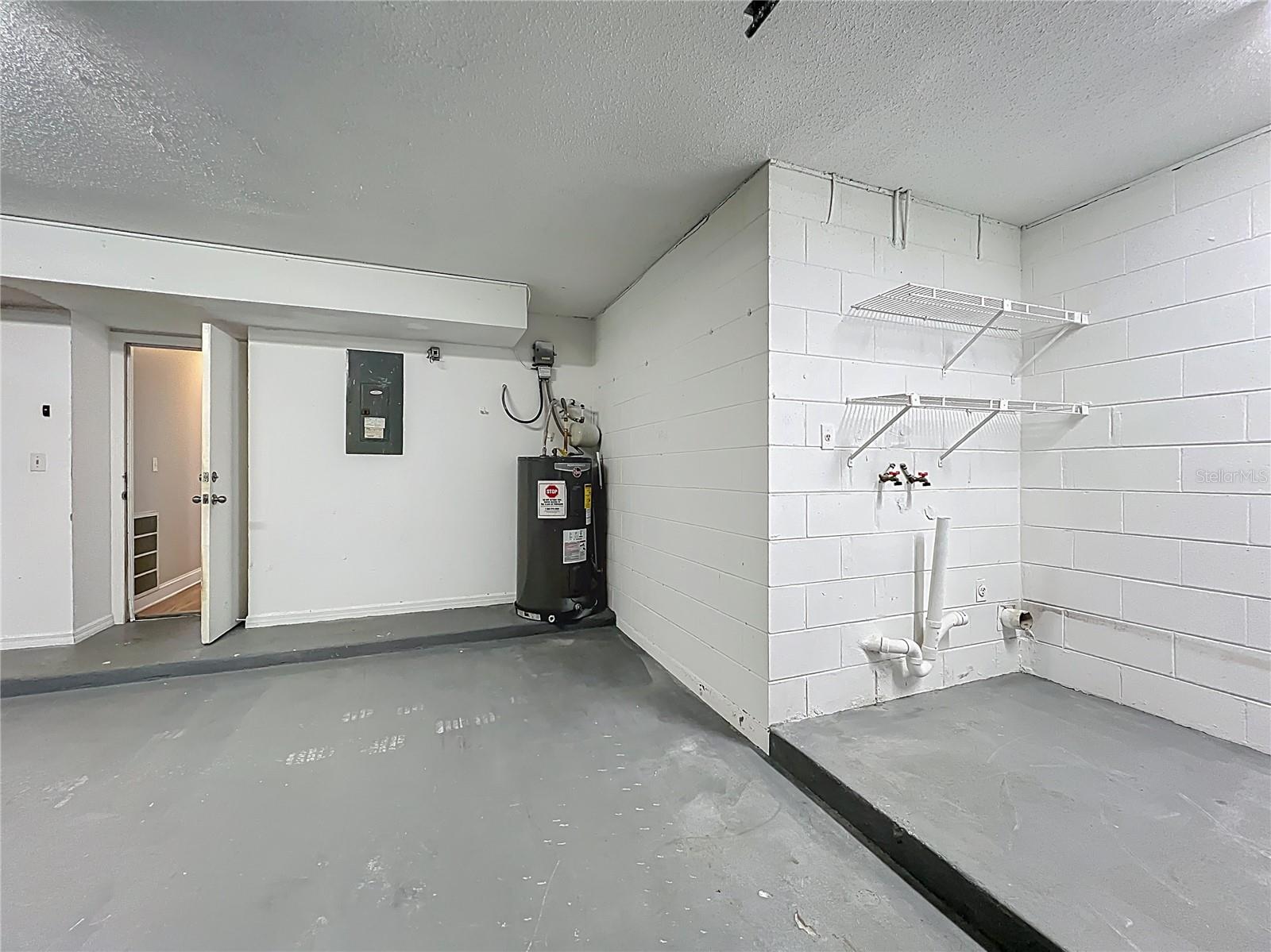 HUCKLEBERRY FIELDS TR N2B - Residential