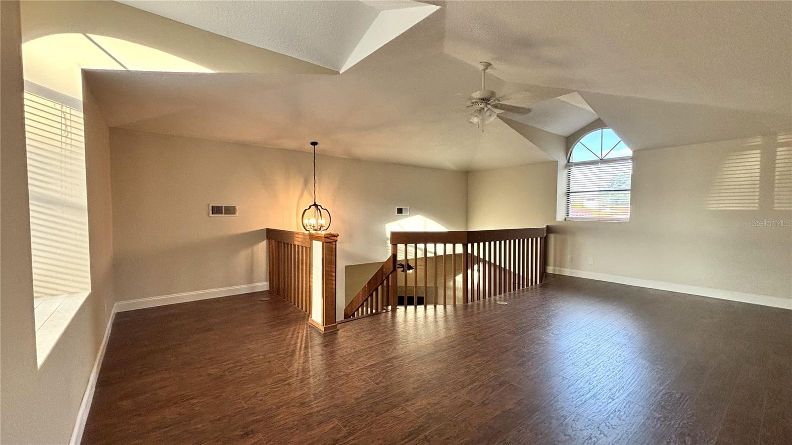 GRANADA VILLAS PH 03 - Residential Lease